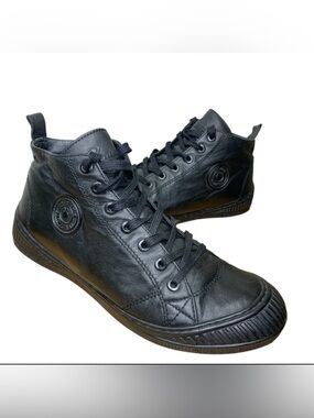 Pataugas Black Leather High-Top Sneakers Lace-Up Women's Sz 38  Minimalist Shoes